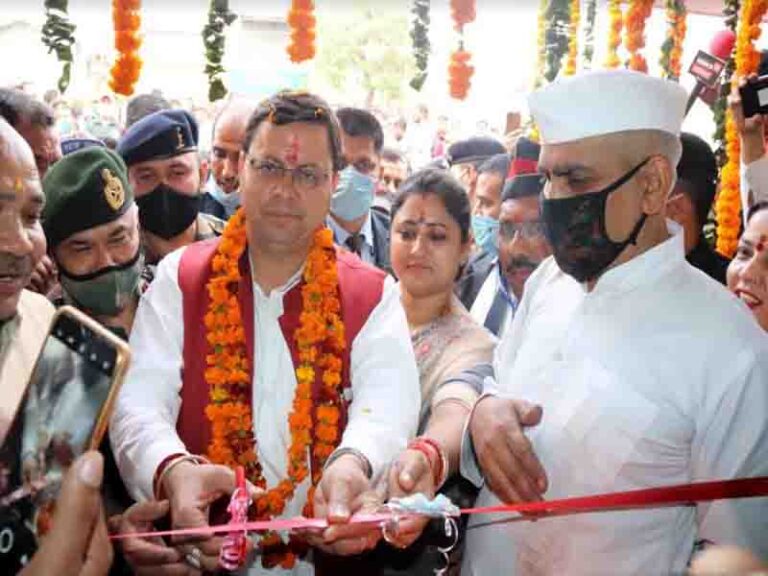 मुख्यमंत्री ने ऑक्सीजन प्लांट, आईसीयू एंव सीसीयू का शुभारंभ किया