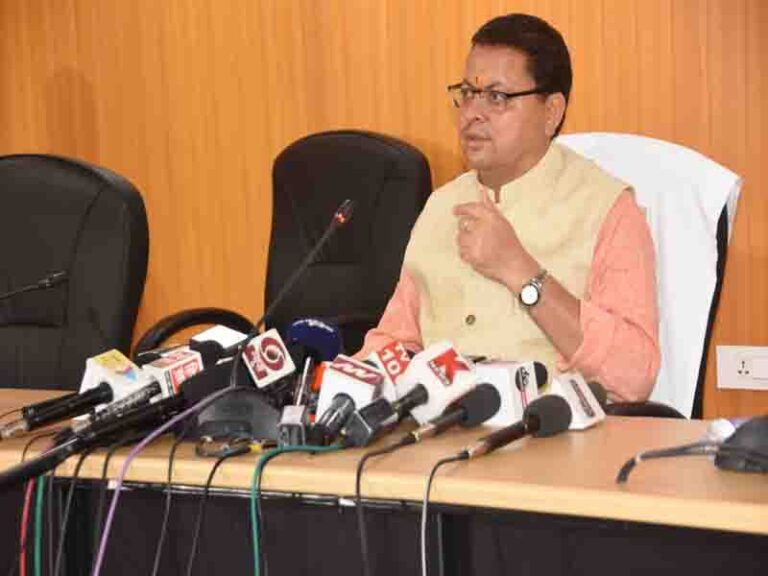 प्रेस किसी भी समाज का आईना होता है-मुख्यमंत्री