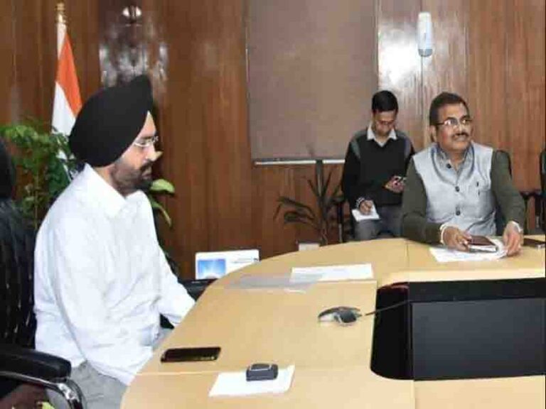 मुख्य सचिव ने प्लास्टिक वेस्ट मैनेजमेंट रूल्स-2022 का 100 प्रतिशत अनुपालन सुनिश्चित करने के दिए निर्देश